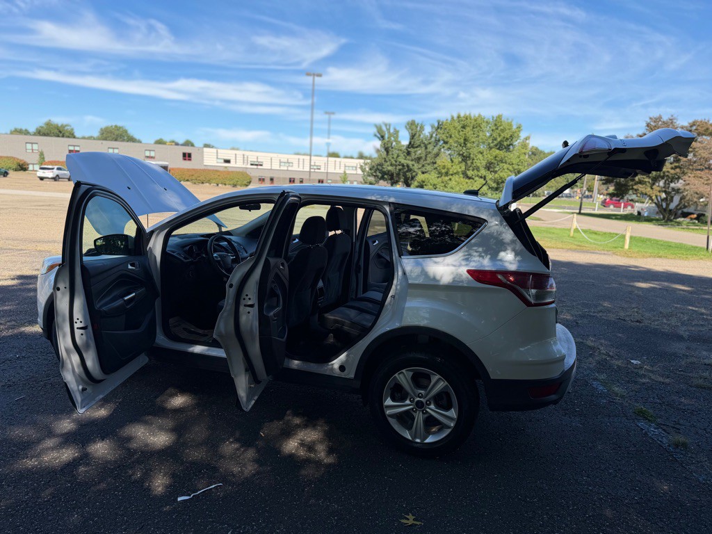 2015 Ford Escape Image 22