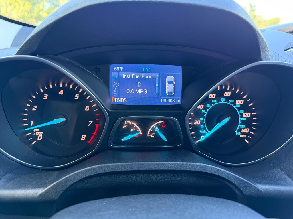 2015 Ford Escape Image 26