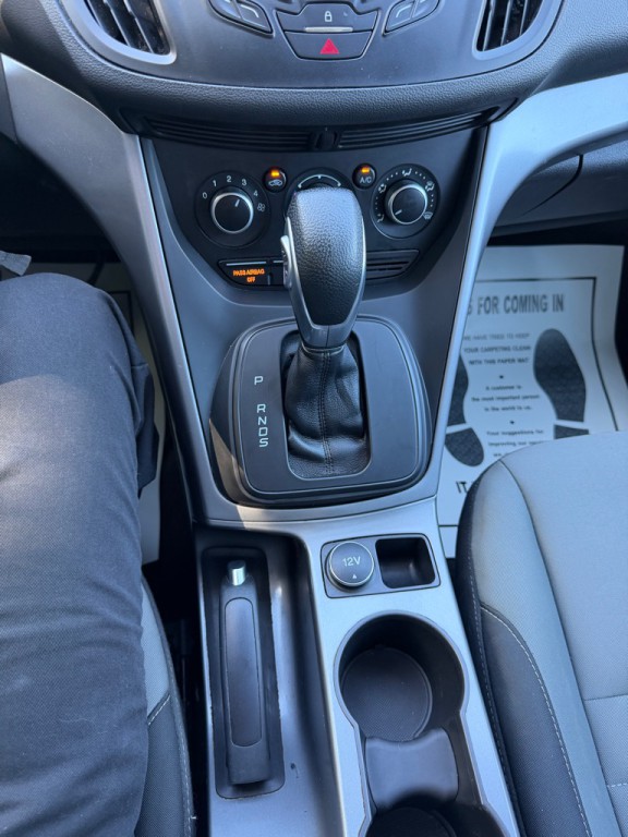 2015 Ford Escape Image 28