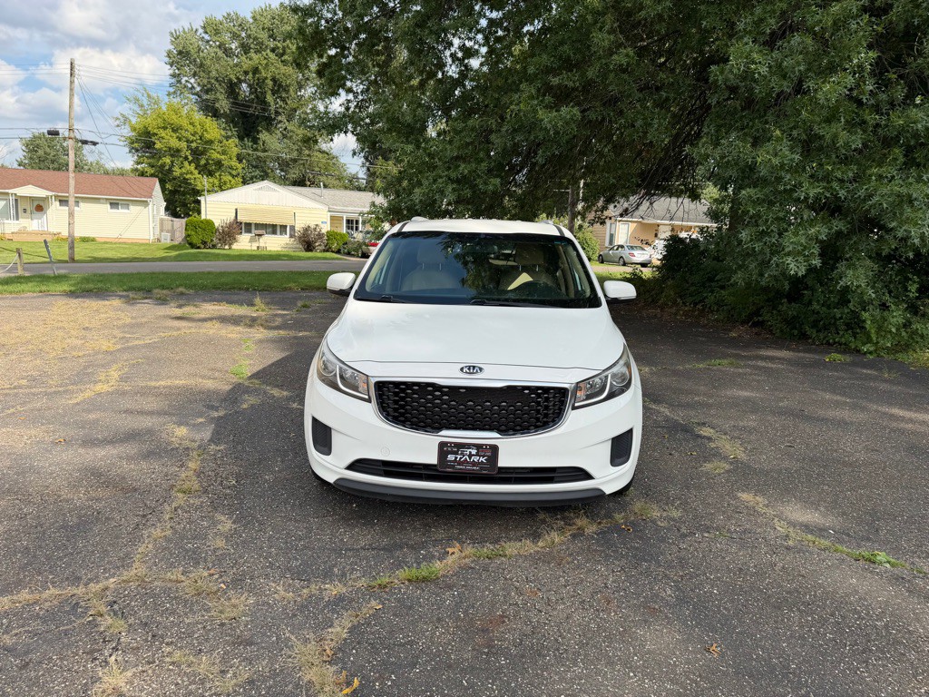 2015 Kia Sedona Image 5
