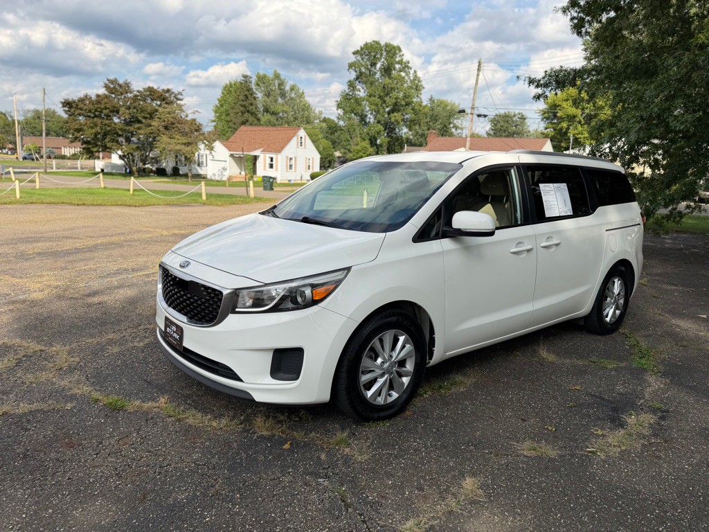 2015 Kia Sedona Image 6