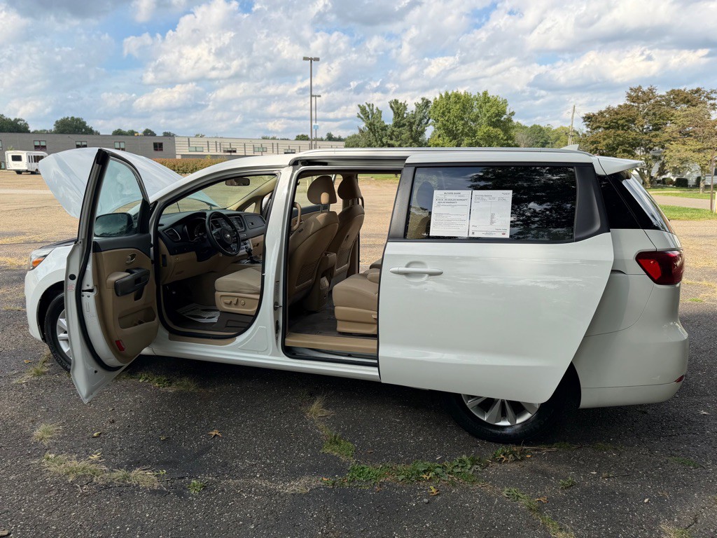 2015 Kia Sedona Image 27