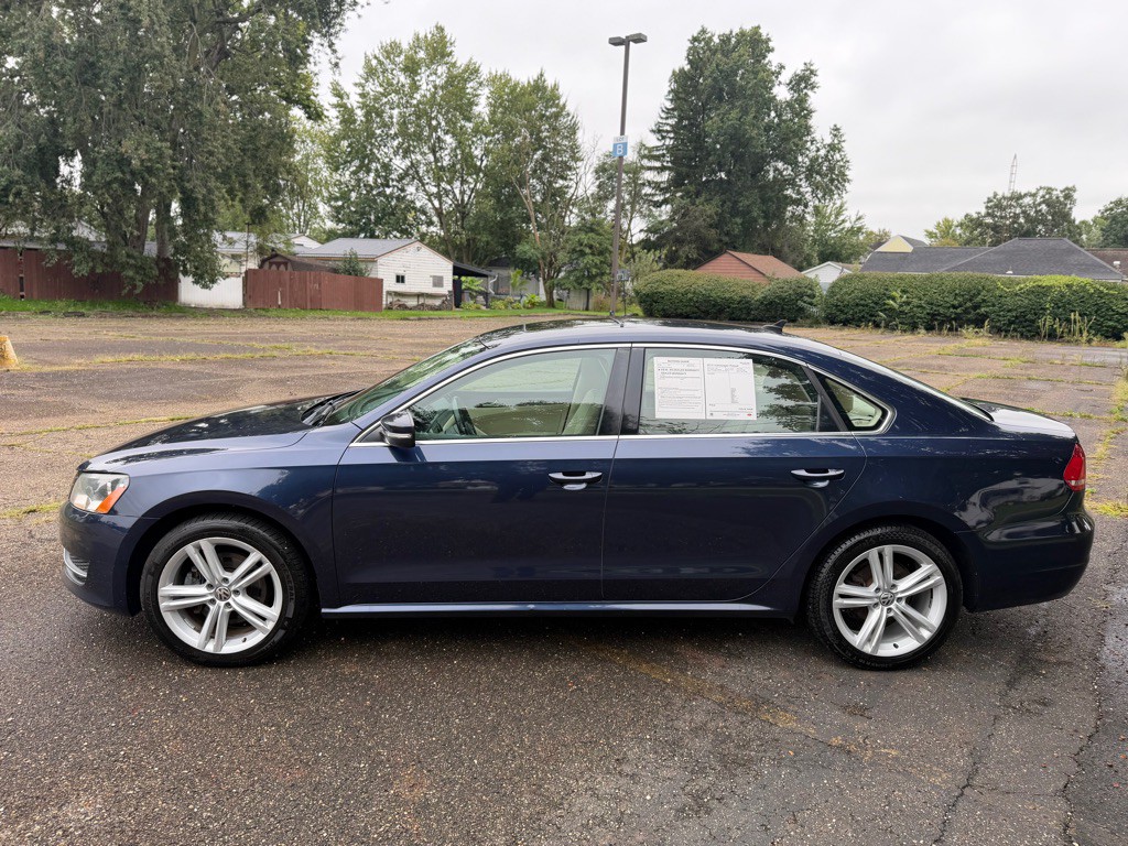 2014 Volkswagen Passat Image 7