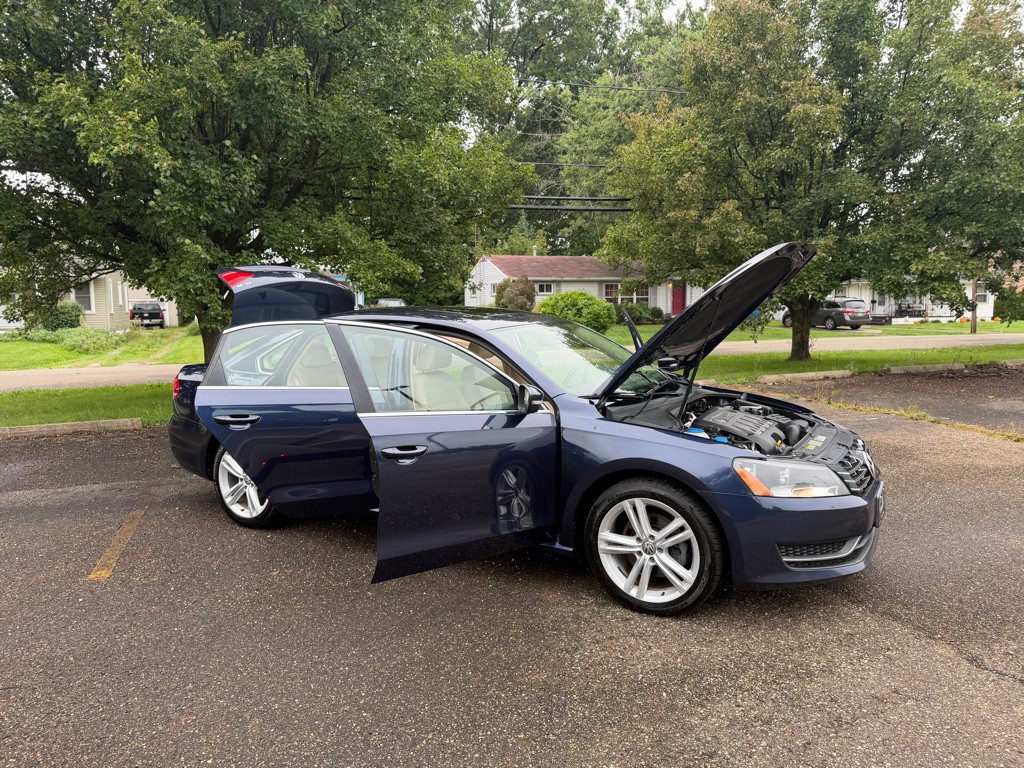2014 Volkswagen Passat Image 26