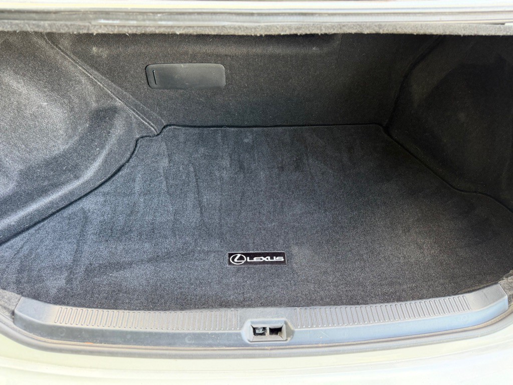 2010 Lexus HS Image 16
