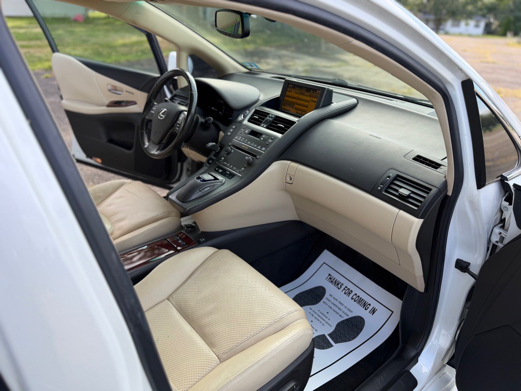 2010 Lexus HS Image 18
