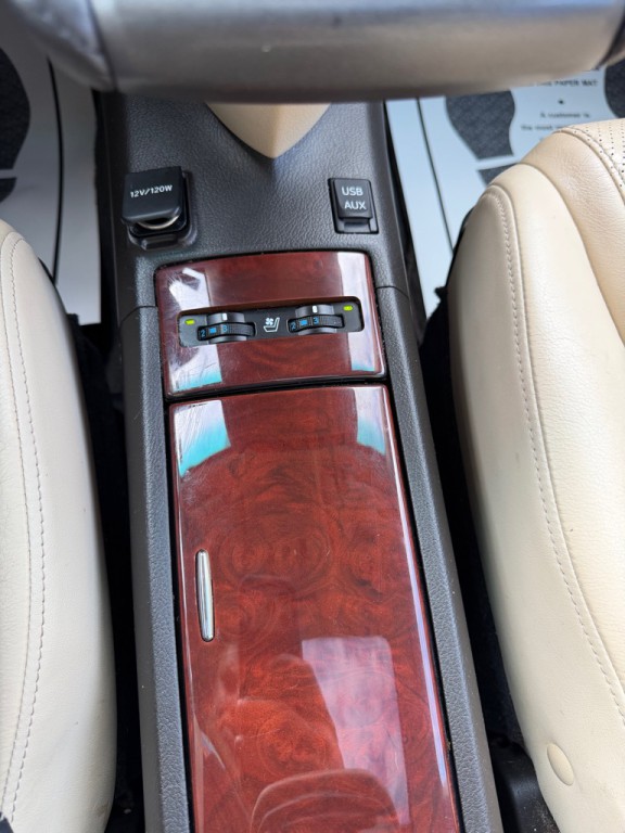 2010 Lexus HS Image 30