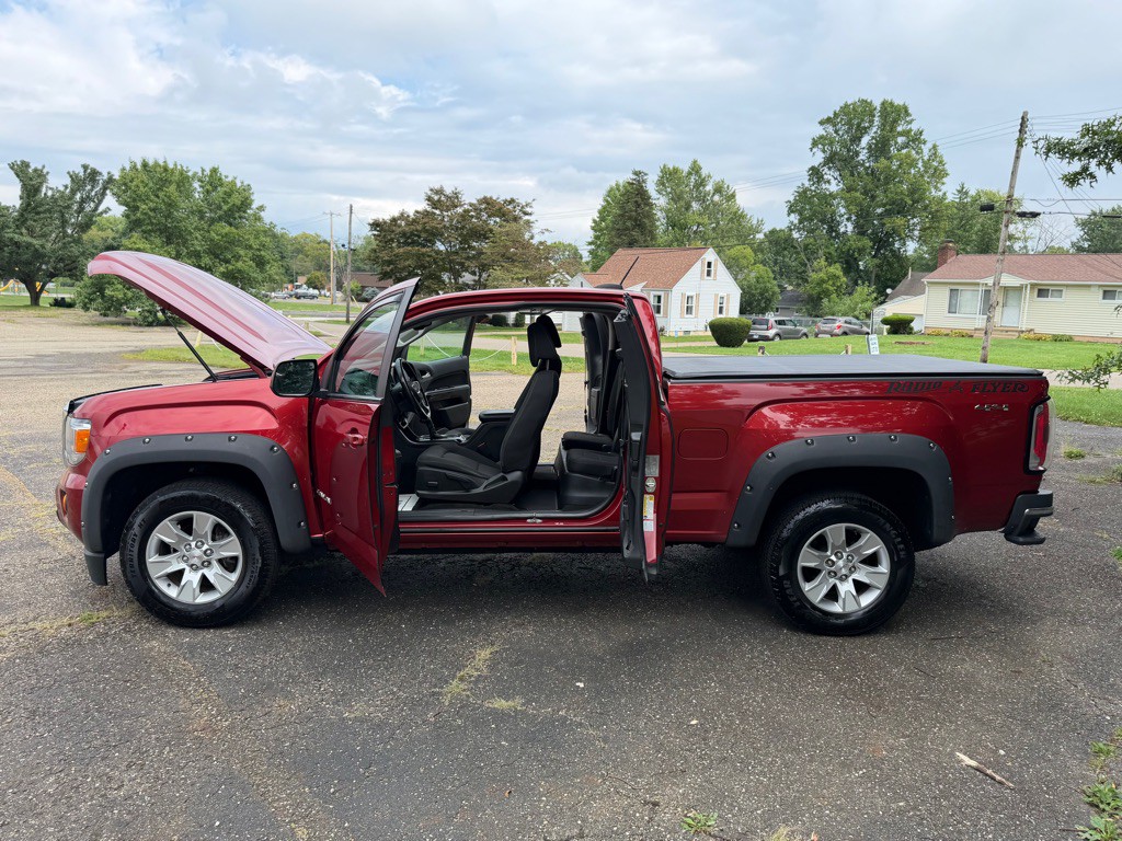 2016 GMC Canyon Image 22
