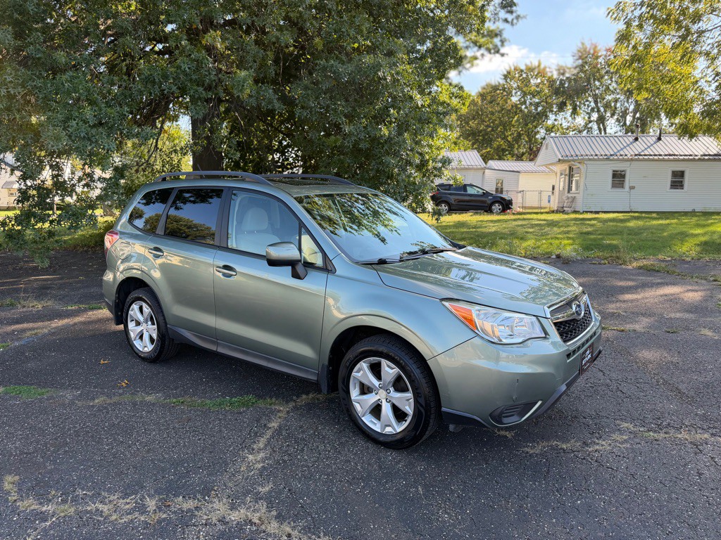 2015 Subaru Forester Image 12