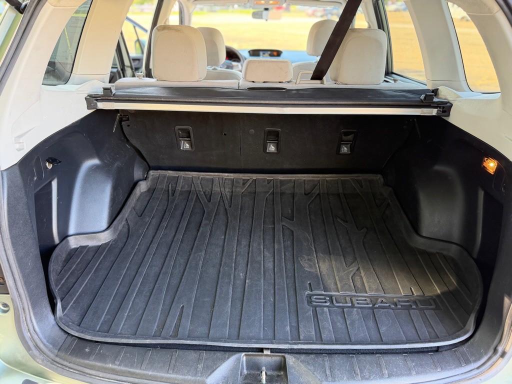 2015 Subaru Forester Image 18