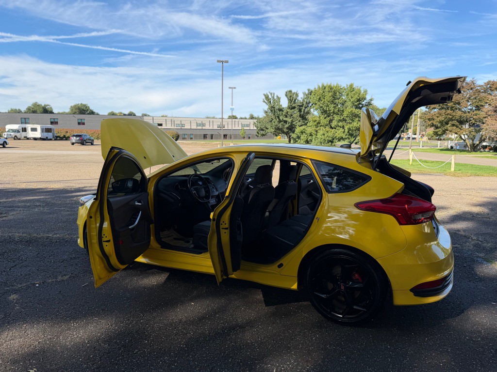 2017 Ford Focus Image 26