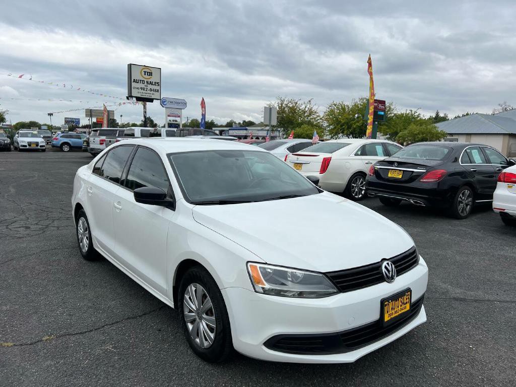 2013 Volkswagen Jetta Image 1