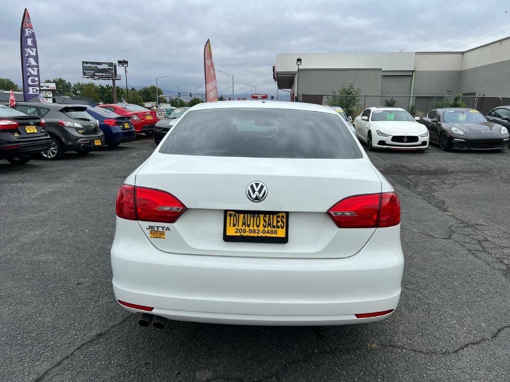 2013 Volkswagen Jetta Image 8