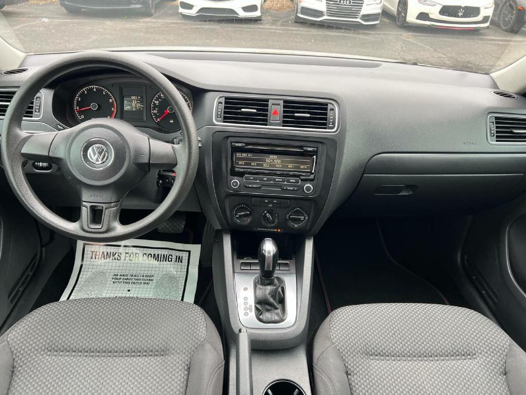 2013 Volkswagen Jetta Image 19