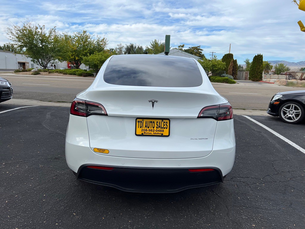 2021 Tesla Model Y Image 6