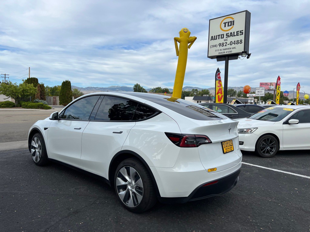 2021 Tesla Model Y Image 8