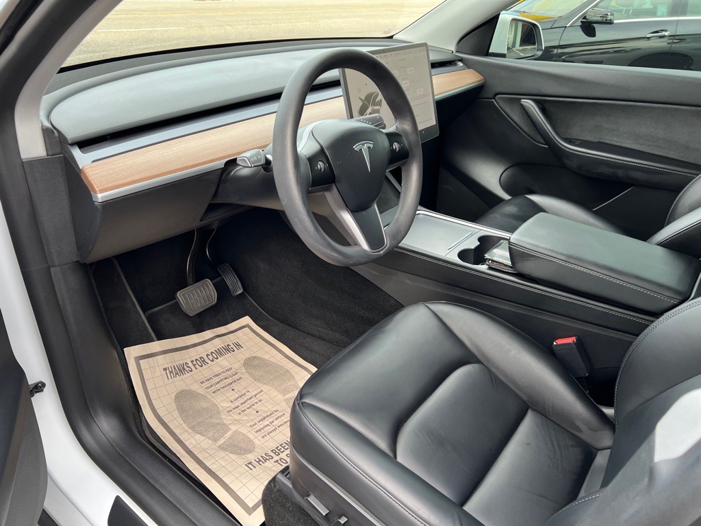2021 Tesla Model Y Image 24
