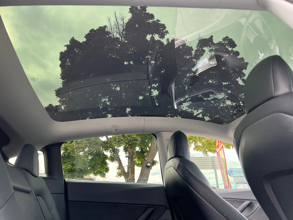 2021 Tesla Model Y Image 29