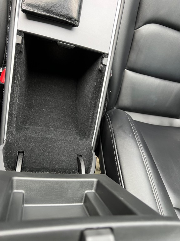 2021 Tesla Model Y Image 44