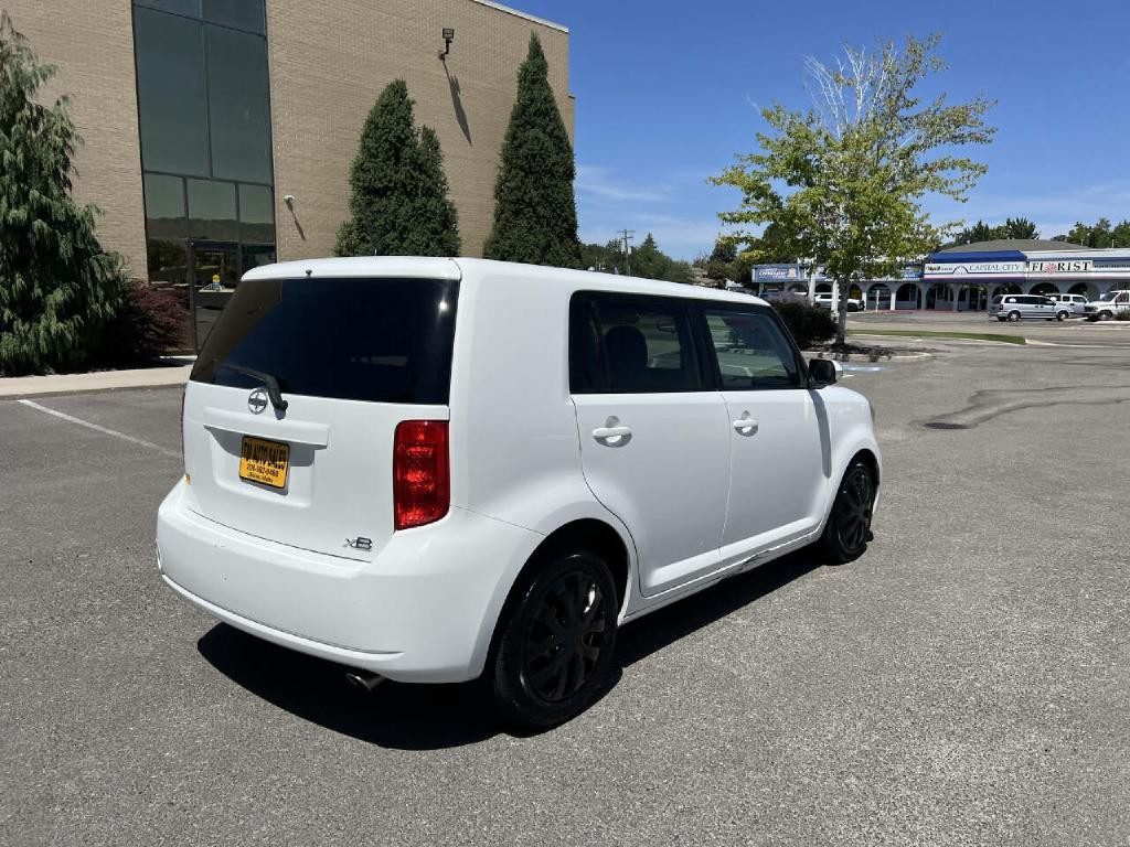 2008 Scion xB Image 4