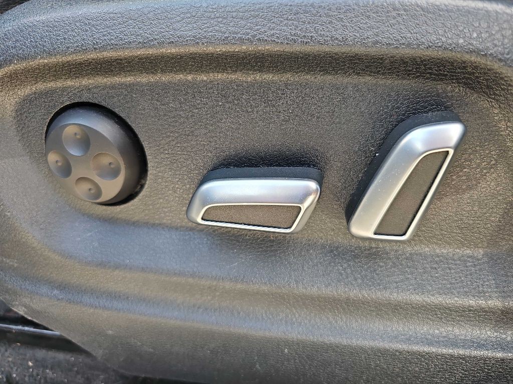 2015 Audi Q5 Image 34