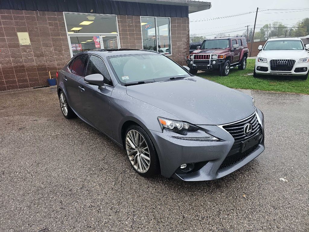 2016 Lexus IS 300 Image 4