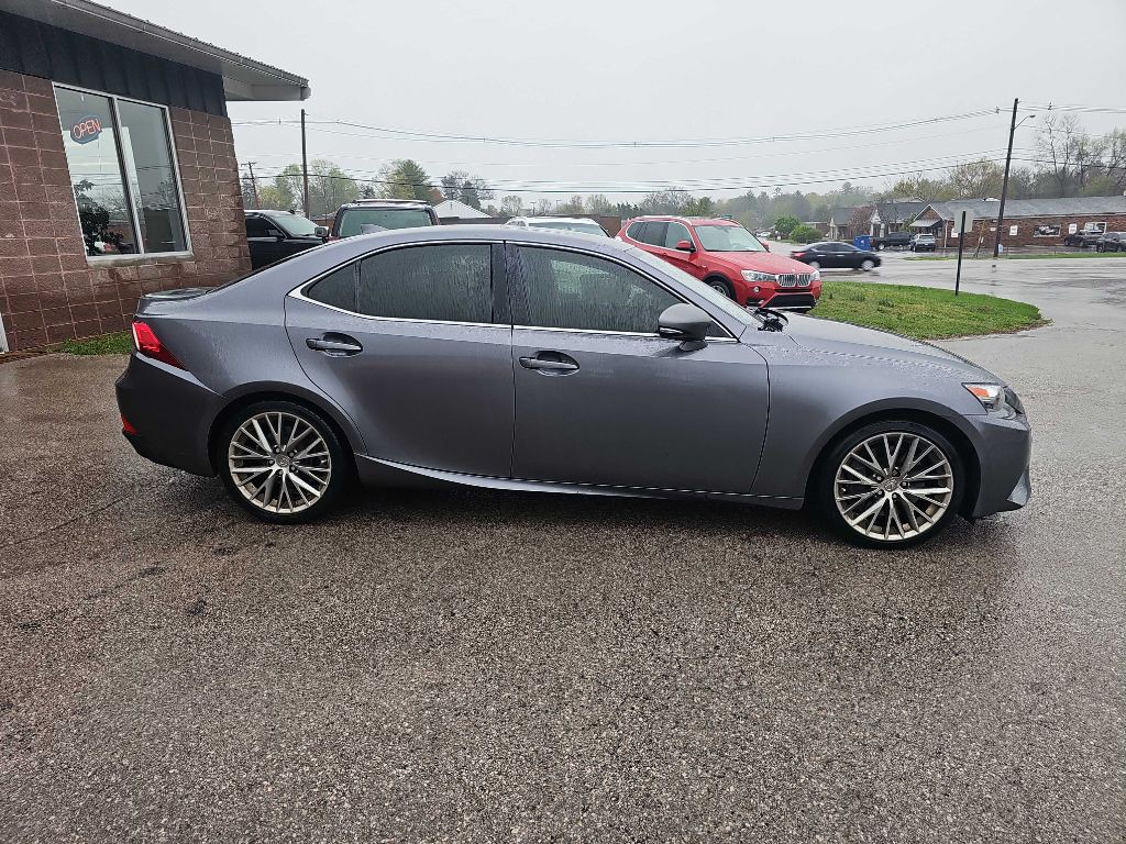 2016 Lexus IS 300 Image 8