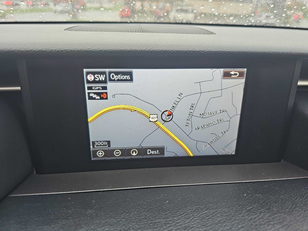 2016 Lexus IS 300 Image 25