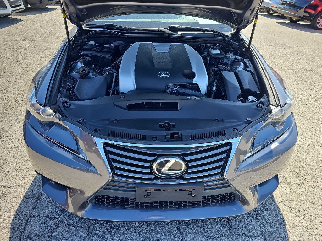 2016 Lexus IS 300 Image 56