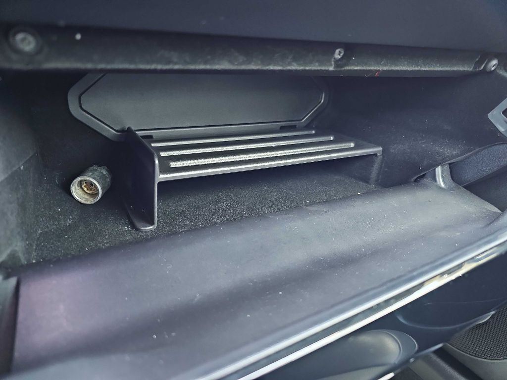 2016 Lexus IS 300 Image 93