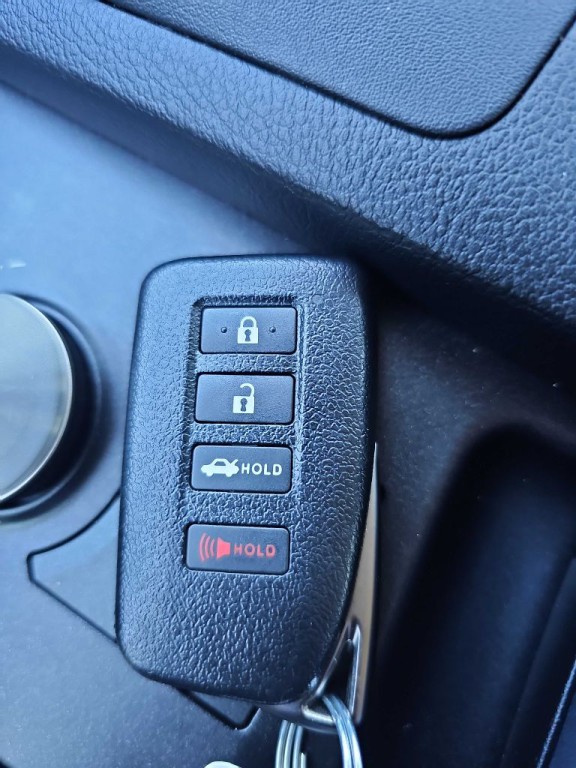 2016 Lexus IS 300 Image 94