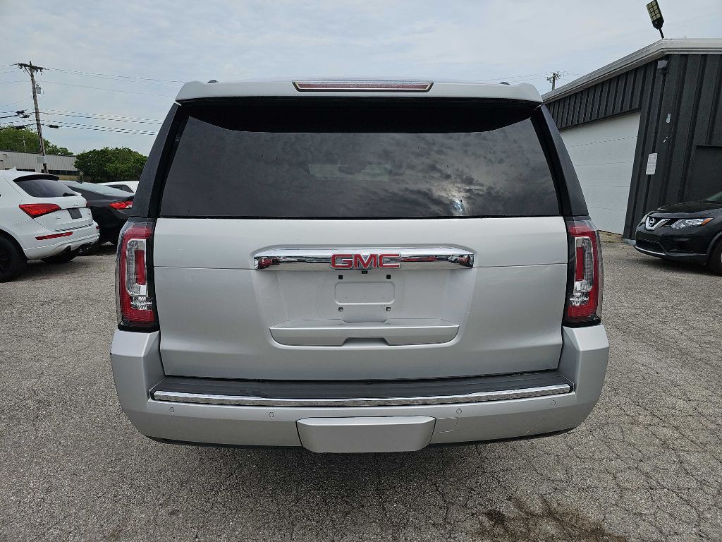 2016 GMC Yukon Image 9