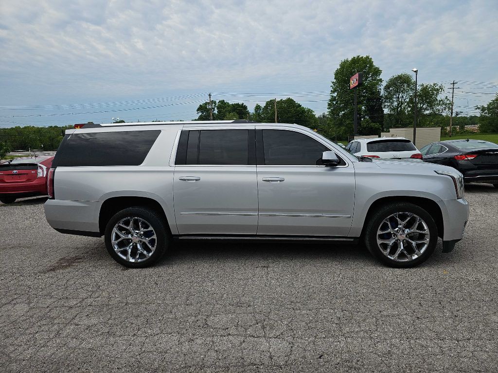2016 GMC Yukon Image 10