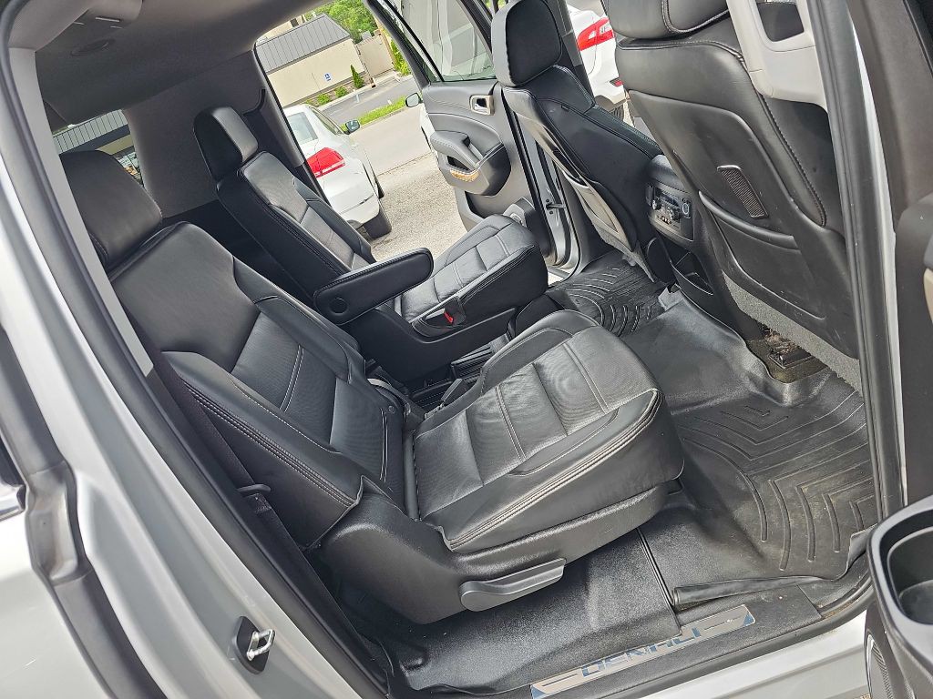 2016 GMC Yukon Image 35