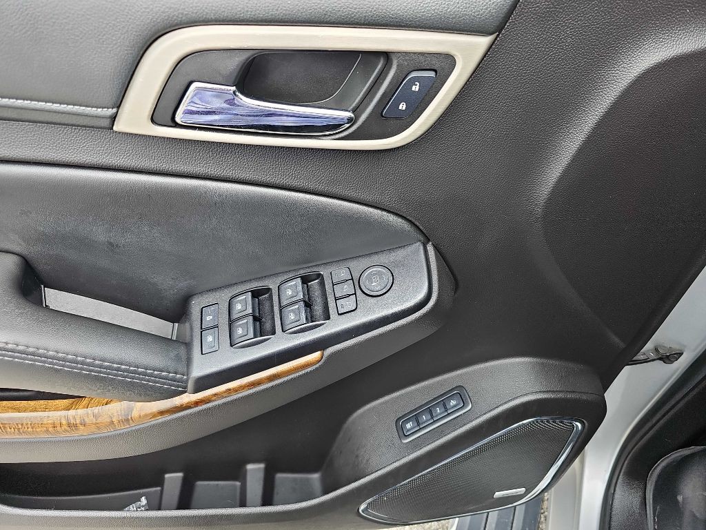 2016 GMC Yukon Image 50