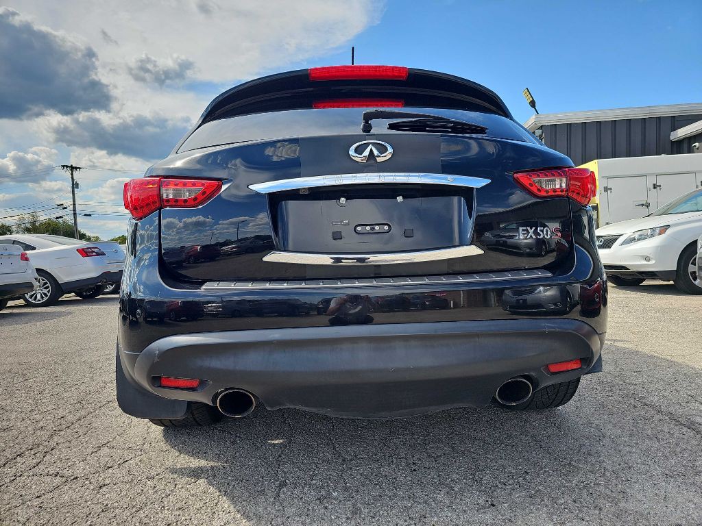 2010 INFINITI FX50 Image 9