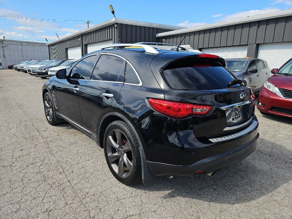 2010 INFINITI FX50 Image 12