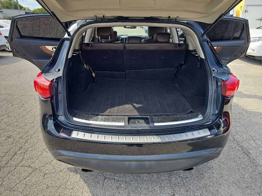 2010 INFINITI FX50 Image 29