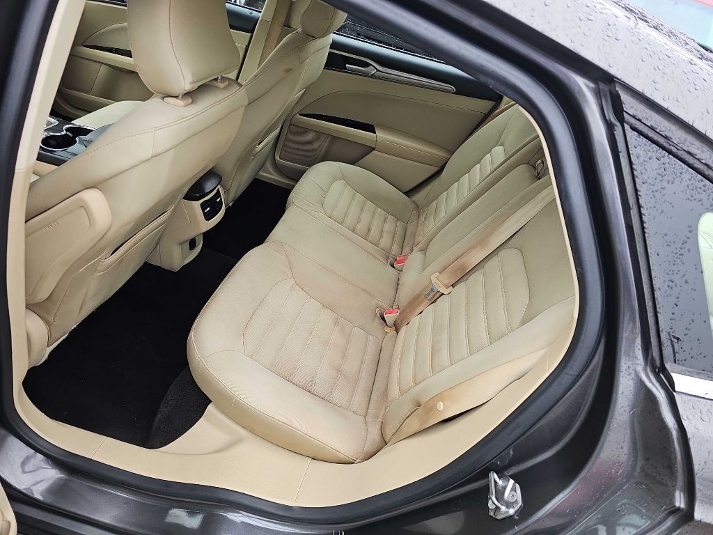 2015 Ford Fusion Image 27