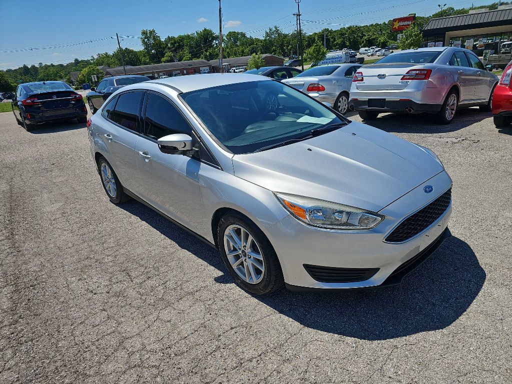 2017 Ford Focus Image 7