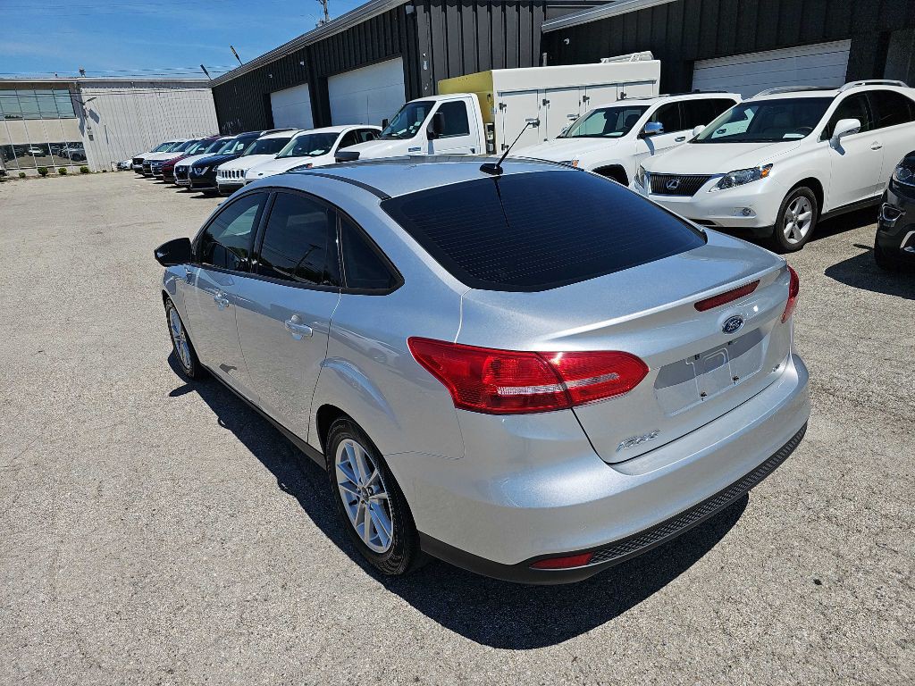 2017 Ford Focus Image 14