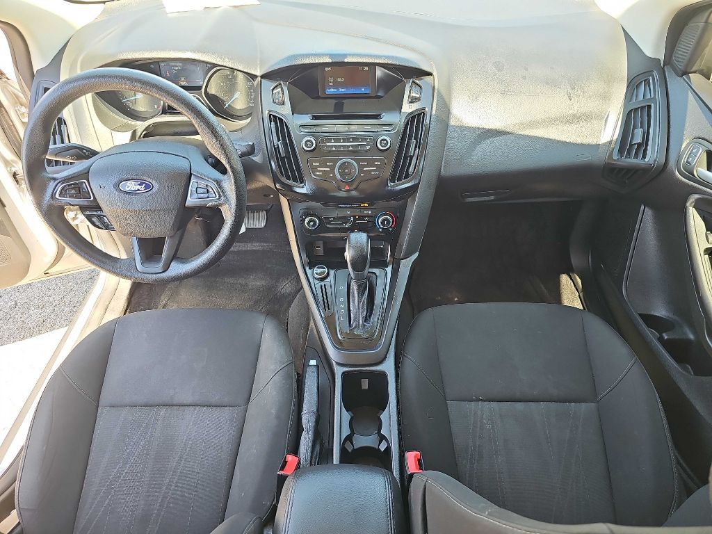 2017 Ford Focus Image 33