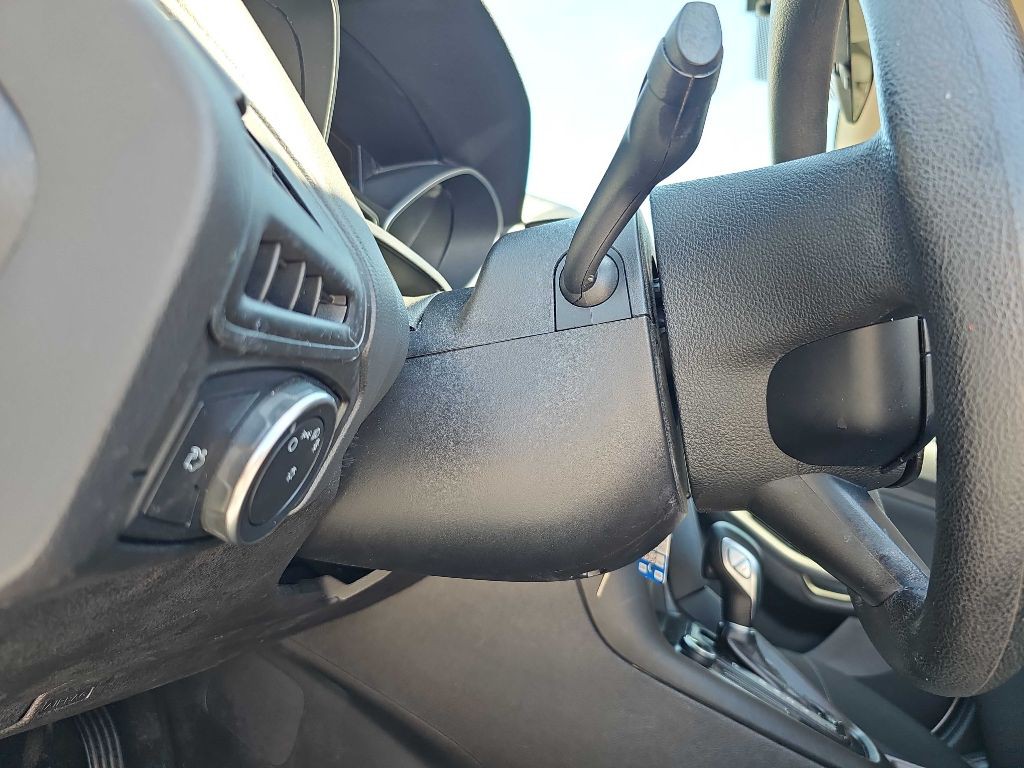 2017 Ford Focus Image 39