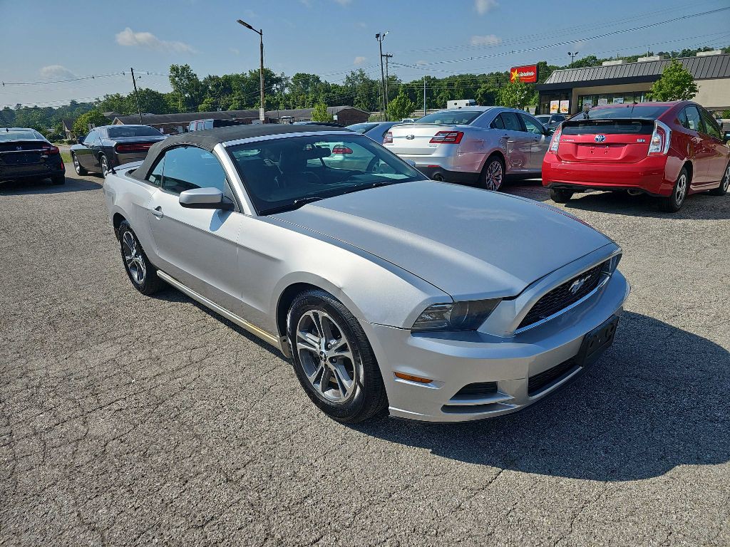 2014 Ford Mustang Image 14