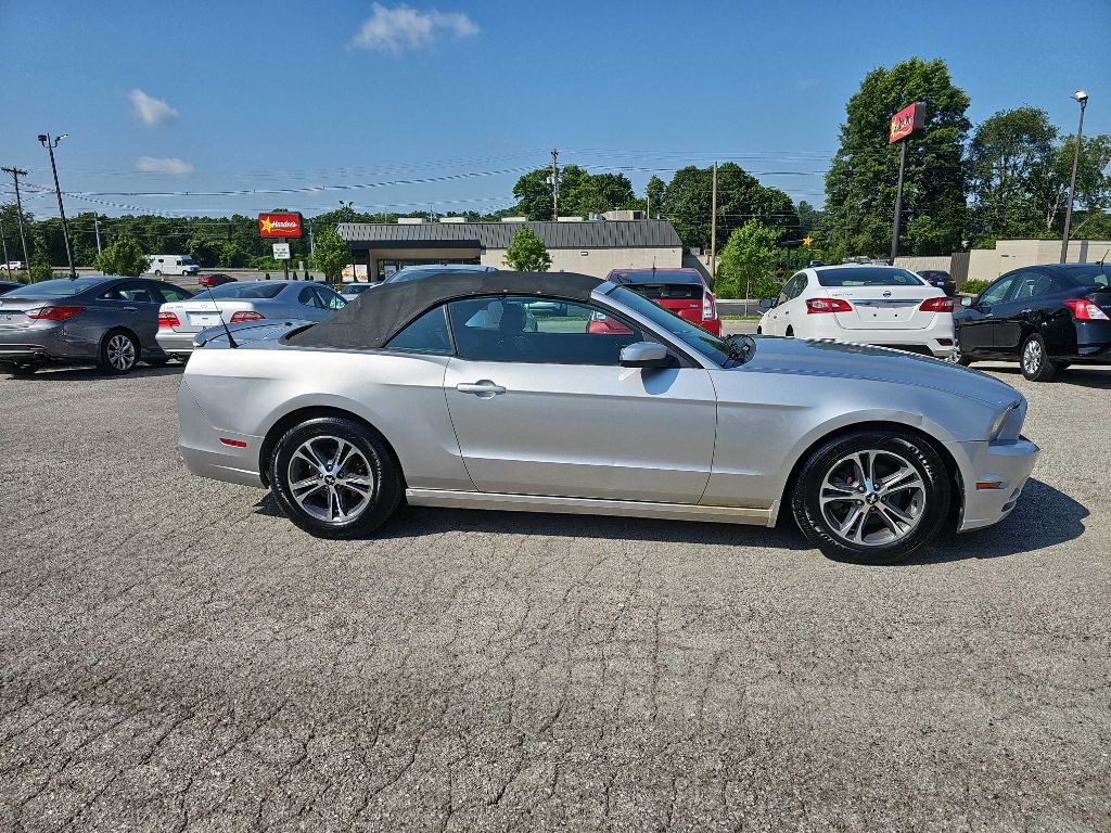 2014 Ford Mustang Image 15
