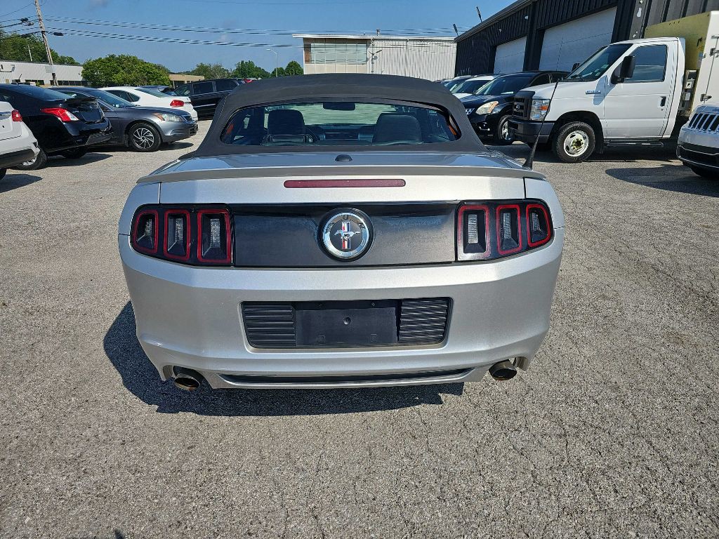 2014 Ford Mustang Image 19