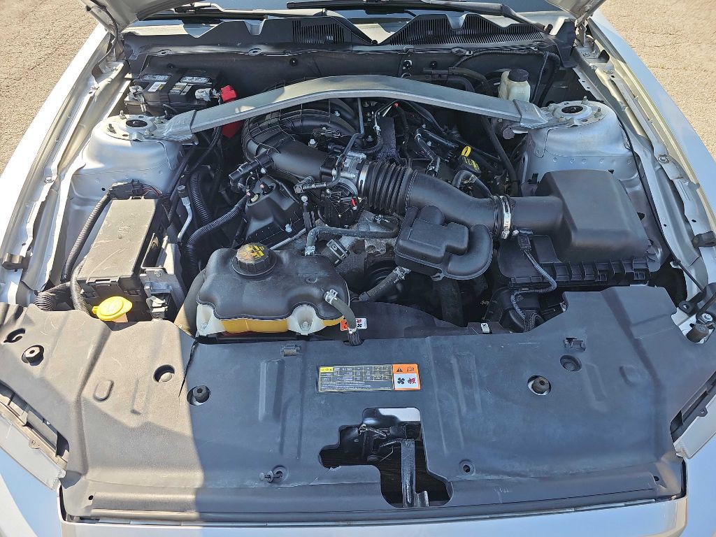 2014 Ford Mustang Image 28