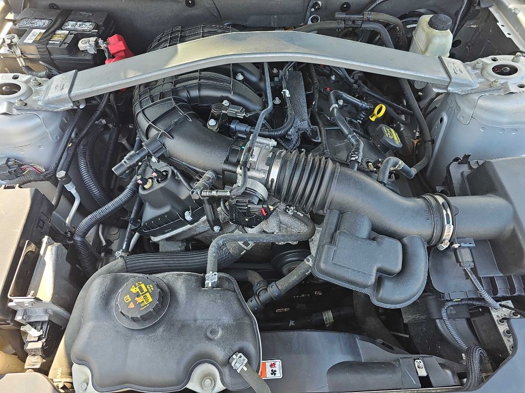 2014 Ford Mustang Image 30