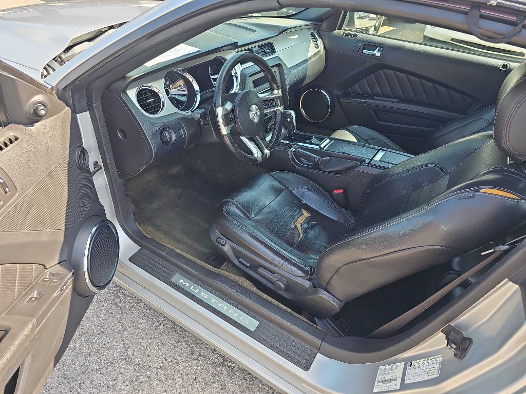 2014 Ford Mustang Image 31