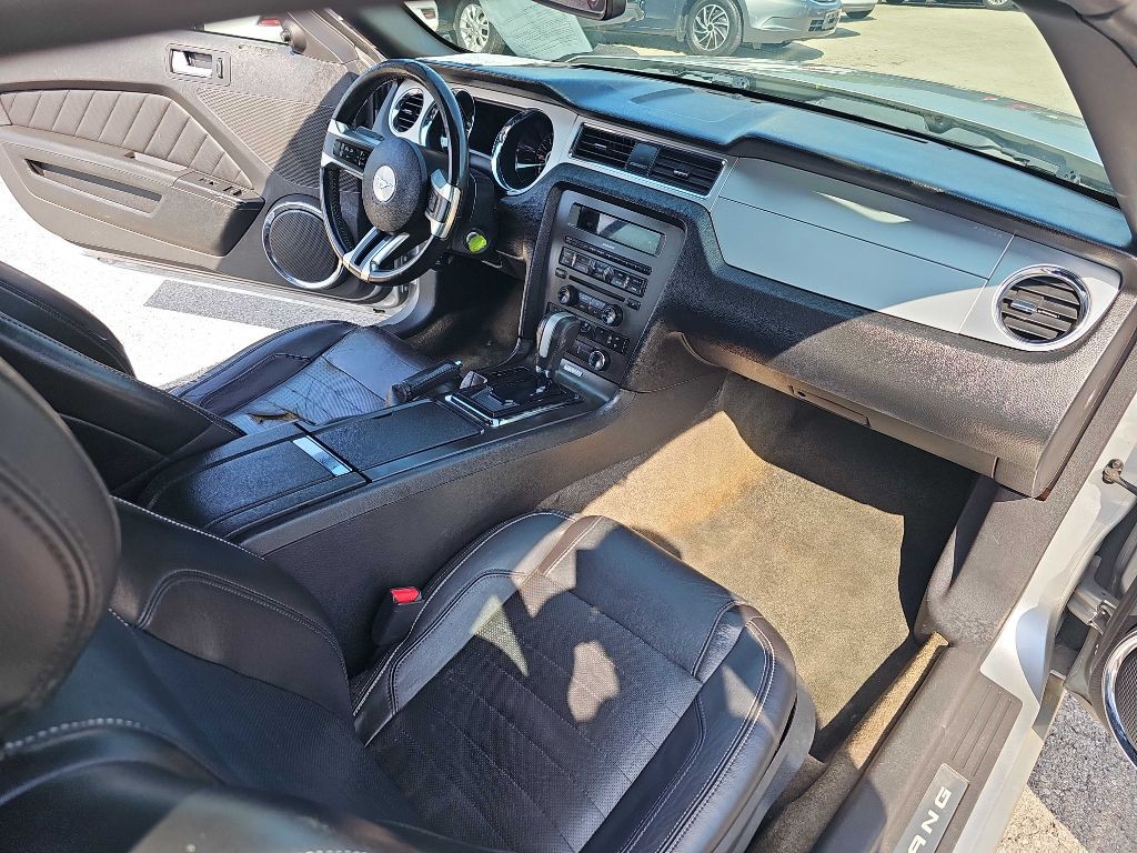 2014 Ford Mustang Image 35